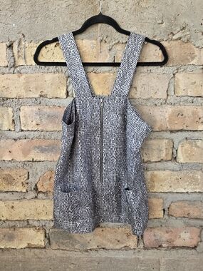 NWT Development by Erica Davies 100% Silk Zip Front Cami Top Stone Size 8